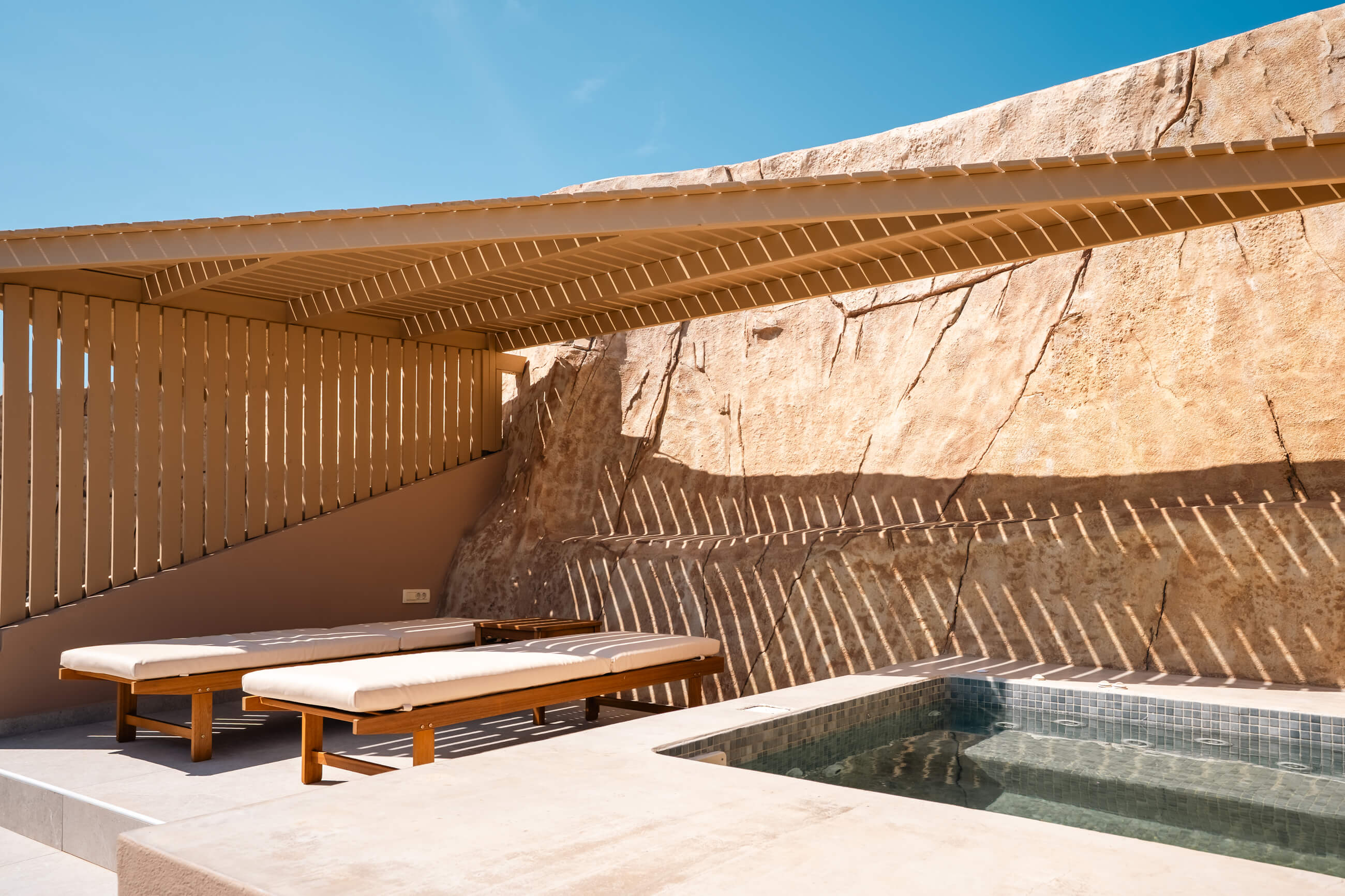 Aluna Suites Santorini